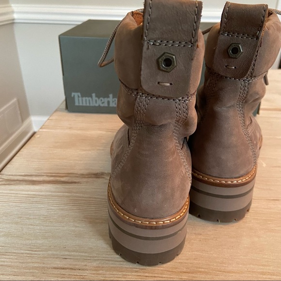 NWT Timberlands - 8.5 - Picture 3 of 9